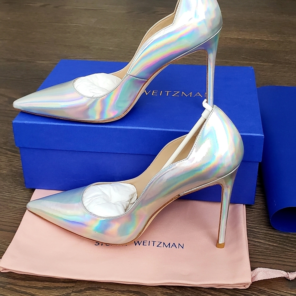 Stewart Weitzman holographic scallop pumps